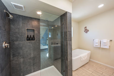 Luxury Villa with Pool, Jacuzzi, Bikes, Putting Green, Fire Pit & Frozen Margarita Machine image 21