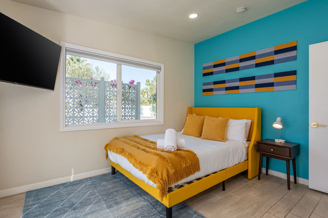 Luxury Villa with Pool, Jacuzzi, Bikes, Putting Green, Fire Pit & Frozen Margarita Machine image 11