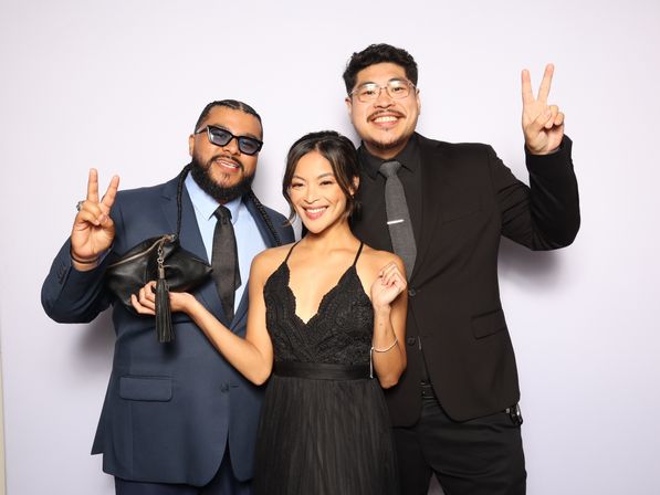 Aw Snap! Luxury Photo Booth Experience for Bay Area Weddings & Events image 3