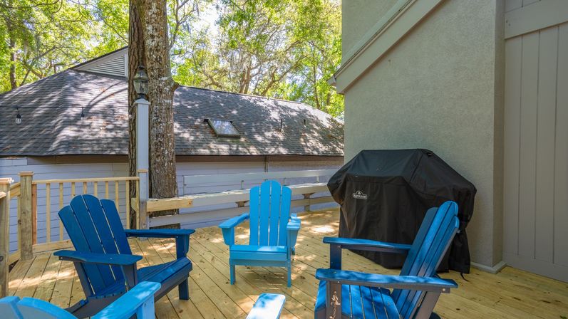 Sal and Babs Sea Pines Sanctuary: Beach Retreat with Ocean Views, Golf & Biking Trails image 46