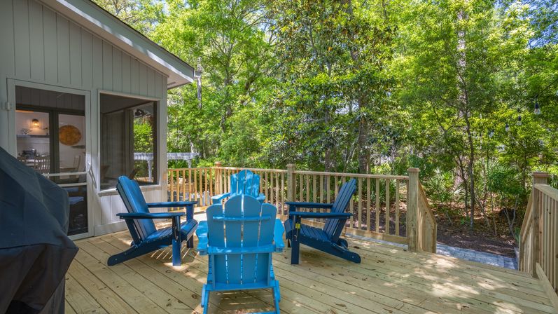 Sal and Babs Sea Pines Sanctuary: Beach Retreat with Ocean Views, Golf & Biking Trails image 2