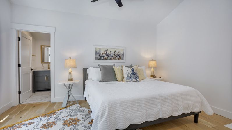 Sal and Babs Sea Pines Sanctuary: Beach Retreat with Ocean Views, Golf & Biking Trails image 26