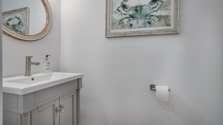 Sal and Babs Sea Pines Sanctuary: Beach Retreat with Ocean Views, Golf & Biking Trails image 44