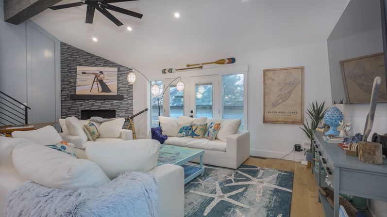 Sal and Babs Sea Pines Sanctuary: Beach Retreat with Ocean Views, Golf & Biking Trails image 11