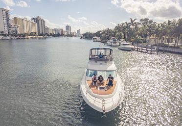 47 Ft Sea Ray Impulsive: Glamorous Bachelorette Yacht Party image 13