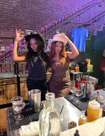 Sip, Shake & Celebrate: Nashville's Ultimate Cocktail Class Experience image 1