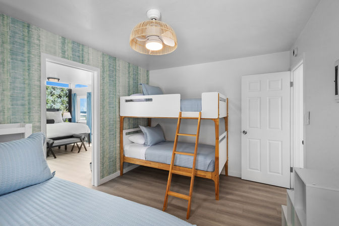 The Key Lime Oasis: 2ND Floor Miami-Inspired Apartment with Beach Views image 22