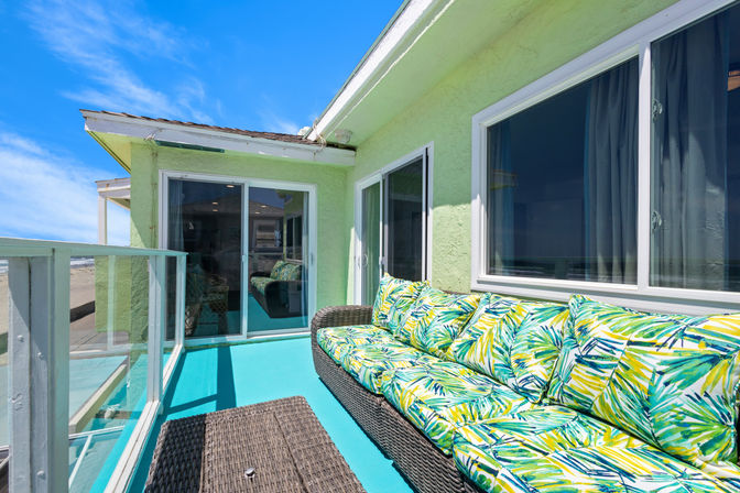 The Key Lime Oasis: 2ND Floor Miami-Inspired Apartment with Beach Views image 16