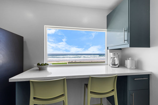 The Key Lime Oasis: 2ND Floor Miami-Inspired Apartment with Beach Views image 14