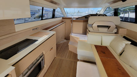 "Blue B" 45' Beneteau Yacht Charter image 3