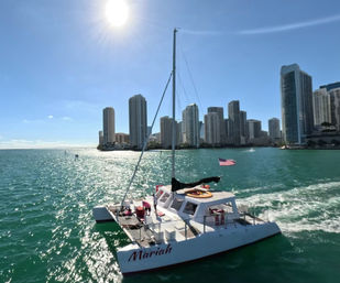 Mariah Catamaran: Miami Beach’s Party-Perfect Sail image 2