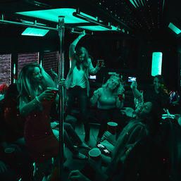 Get Brunchfaced on Party Bus: An All-Inclusive Luxury Brunch Experience image 8