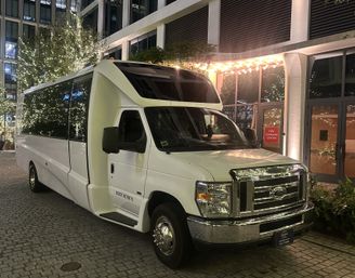 Premium Black Car, Limo & Party Bus Services for Your Tampa Journey image 17