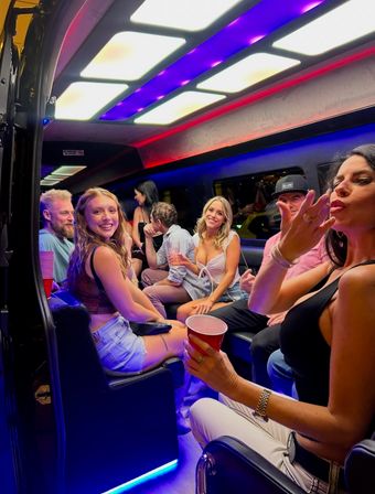 Premium Black Car, Limo & Party Bus Services for Your Tampa Journey image 5