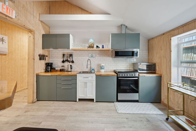 Good Life 5 BR Beach House + Event Space Access image 18