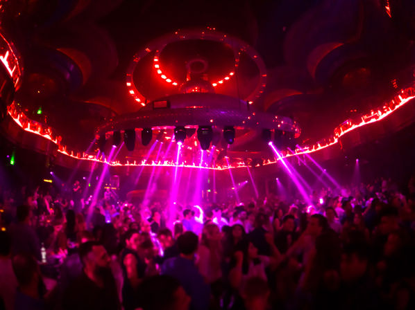 Nightclub Crawl with VIP Access & Exclusive Drink Specials image 4