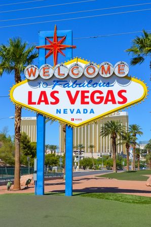 Vegas Strip Self-Drive Tour in Electric EVR Car: Explore Vegas Landmarks in Style image 4