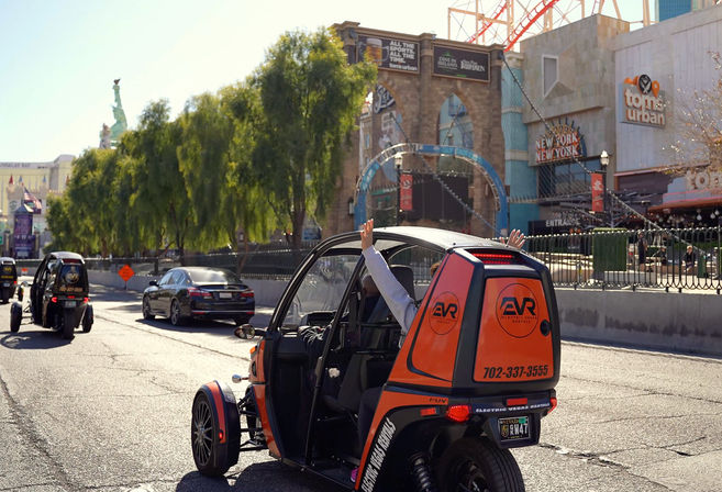 Vegas Strip Self-Drive Tour in Electric EVR Car: Explore Vegas Landmarks in Style image 3