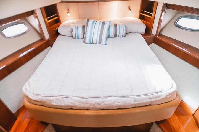 $500 Discount on 4 Hour Charters! All-Inclusive Luxury Yacht Charter: Steel Aweigh 65ft Sea Ray image 11