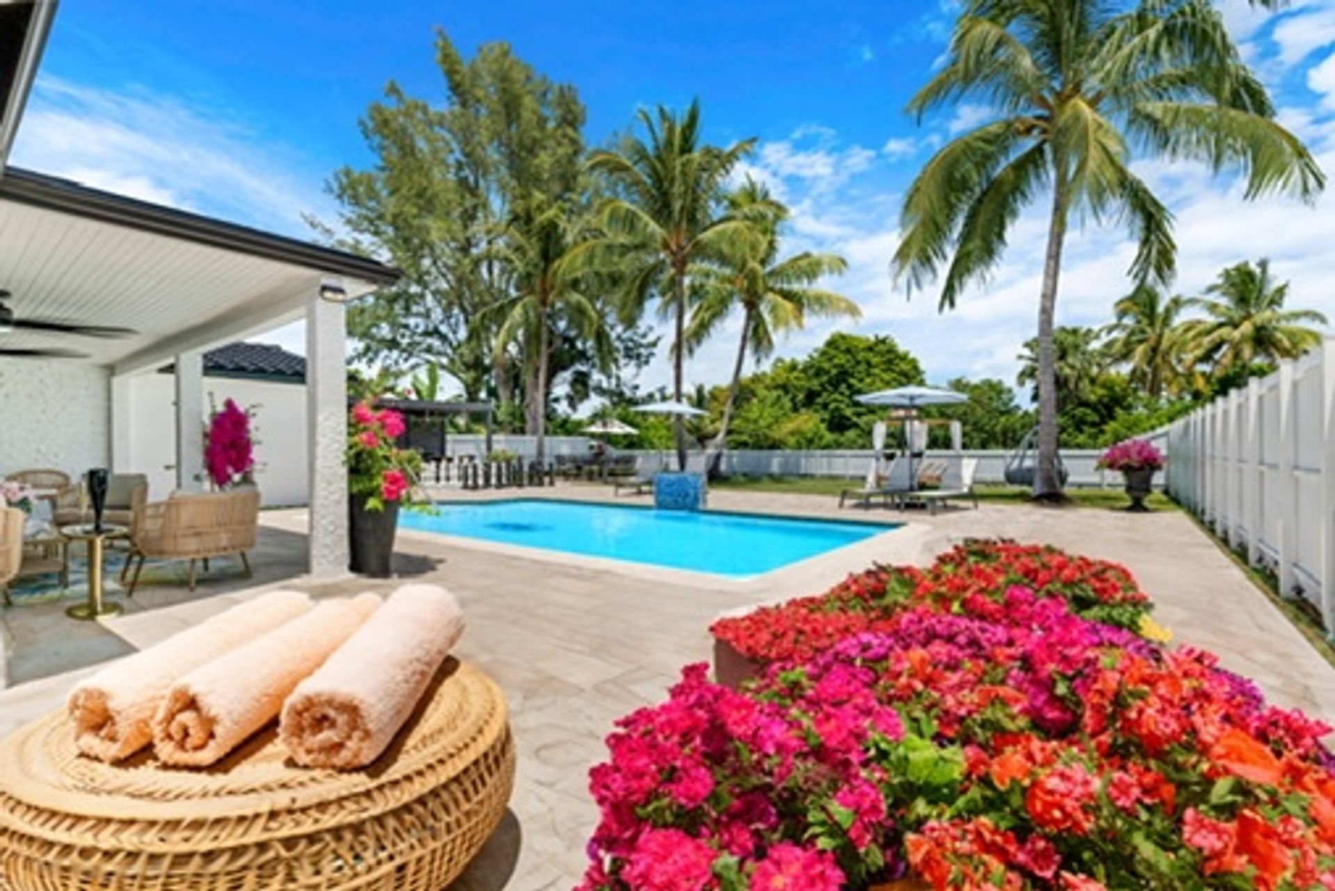 The Miami Resort: Stunning Villa with Heated Pool + Outdoor Bar image 2