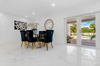 The Miami Resort: Stunning Villa with Heated Pool + Outdoor Bar image 34