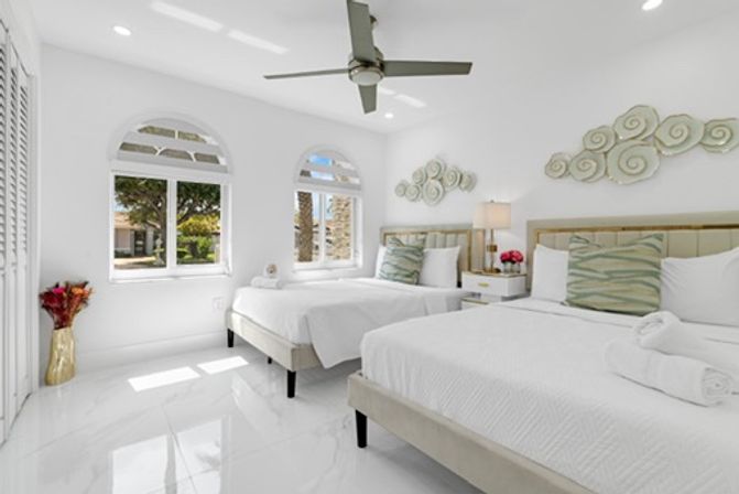 The Miami Resort: Stunning Villa with Heated Pool + Outdoor Bar image 28