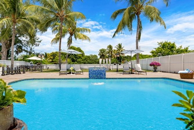 The Miami Resort: Stunning Villa with Heated Pool + Outdoor Bar image 4