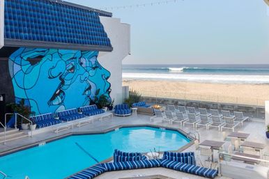 The Wayfarer San Diego: Surf Chic Haven image 1