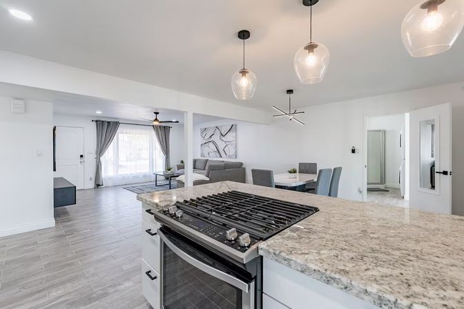 Luxe Scottsdale Oasis with Pool, Hot Tub & Mini Golf image 25