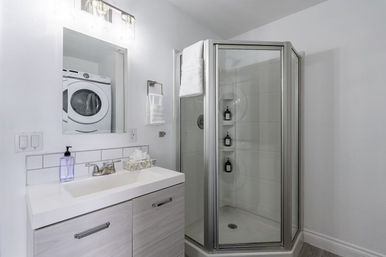 Luxe Scottsdale Oasis with Pool, Hot Tub & Mini Golf image 30