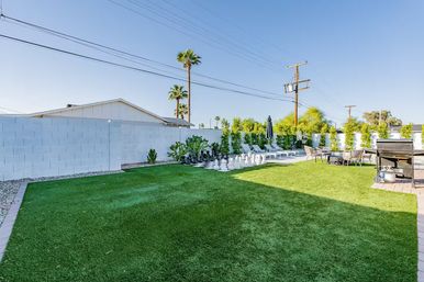 Luxe Scottsdale Oasis with Pool, Hot Tub & Mini Golf image 12