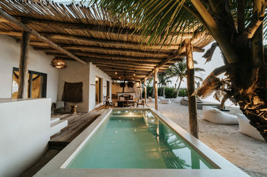Villa Blanca: Private Beachfront, Kayaks & Cenote Nearby image 27