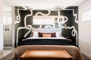 The Luxe: Hot Tub, Cinema Room & Fire Pit image 28