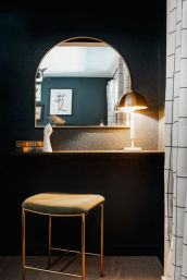 The Luxe: Hot Tub, Cinema Room & Fire Pit image 16