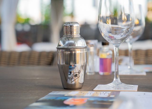 Create-a-Cocktail Experience: Mixology Classes & Bartending Services image 3