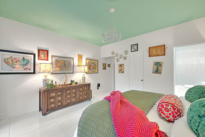 Villa Valmonte Royale: Luxury Glam in Movie Colony image 42