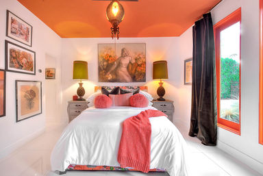 Villa Valmonte Royale: Luxury Glam in Movie Colony image 55