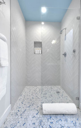 Villa Valmonte Royale: Luxury Glam in Movie Colony image 61