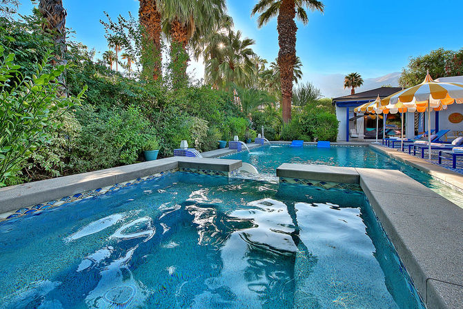Villa Valmonte Royale: Luxury Glam in Movie Colony image 15