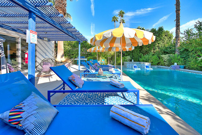 Villa Valmonte Royale: Luxury Glam in Movie Colony image 7