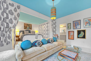 Villa Valmonte Royale: Luxury Glam in Movie Colony image 67