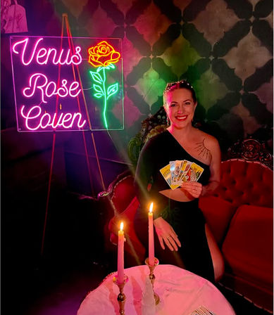 Pop-Up Tarot Reading for Your Party image 4