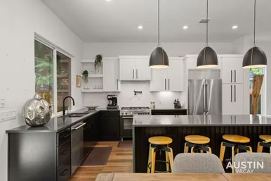 Dual-Home Oasis in East Austin with Pool + Outdoor Lounge image 15