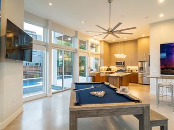 Charlene: East Austin Stunner with Pool, Rooftop Deck & Downtown Views image 8