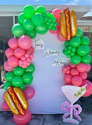 Custom Balloon Backdrops & Garlands for Parties image
