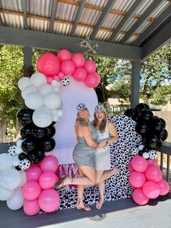 Custom Balloon Backdrops & Garlands for Parties image 6