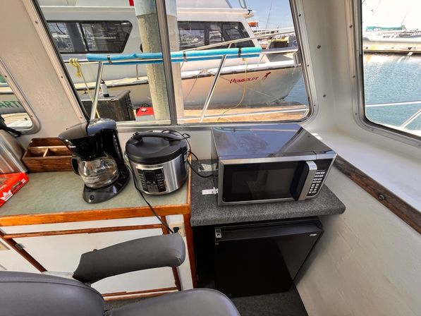 Private San Diego Yacht Party: BYO Food, Drinks & Fun (21 Guests) image 15