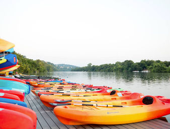 Paddle & Party: Group Reservations to Float on Lady Bird Lake  image 4