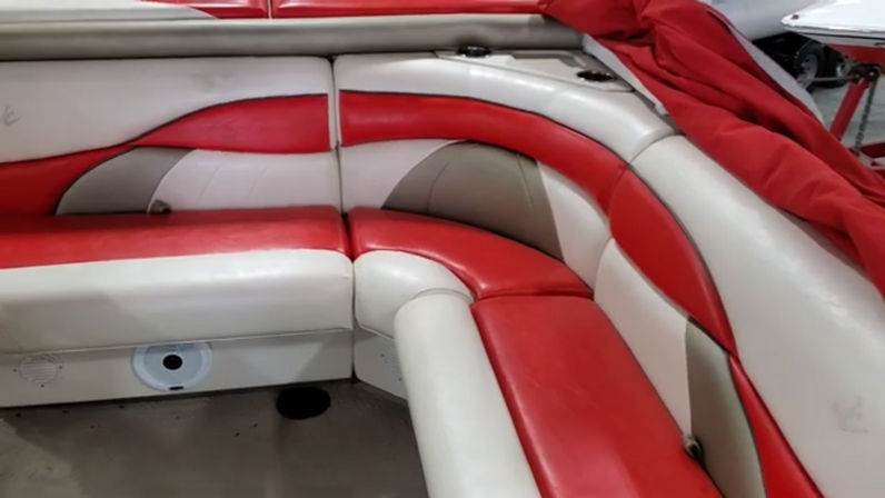 33ft Luxury Tritoon Charter on Lake Austin (Up to 15 Passengers) image 7