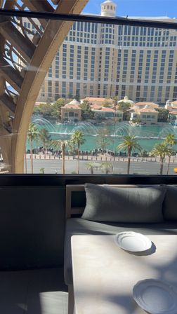 Chéri Encore Package: Brunch, Limo & Pool Party image 8